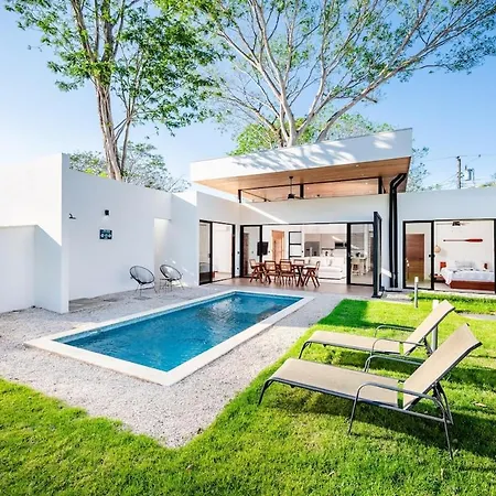 Private Modern Villa With Pool